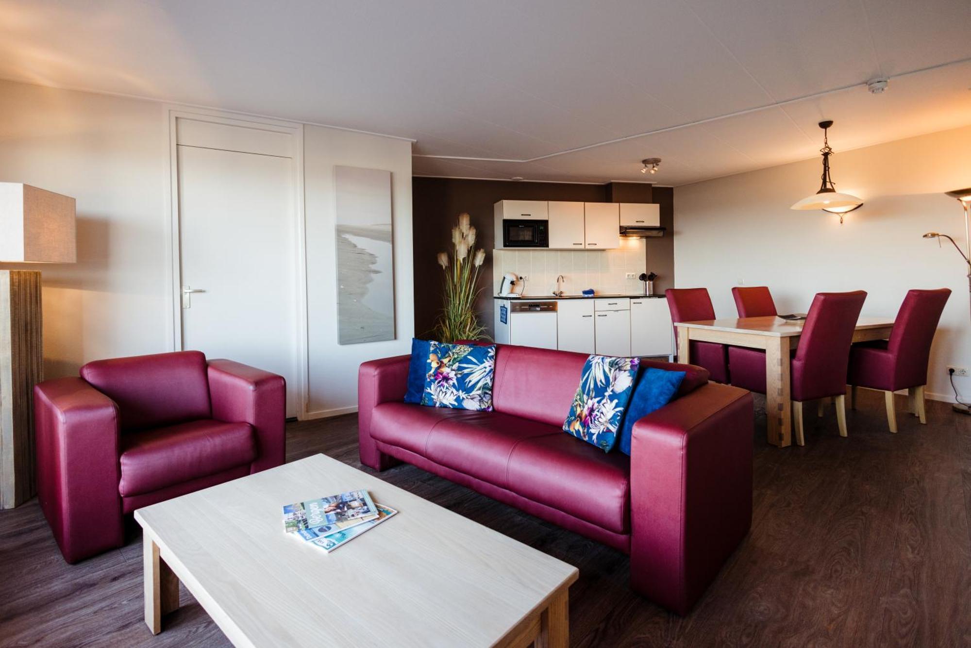 Appartementen Hotel Meyer Bergen aan Zee Exterior photo